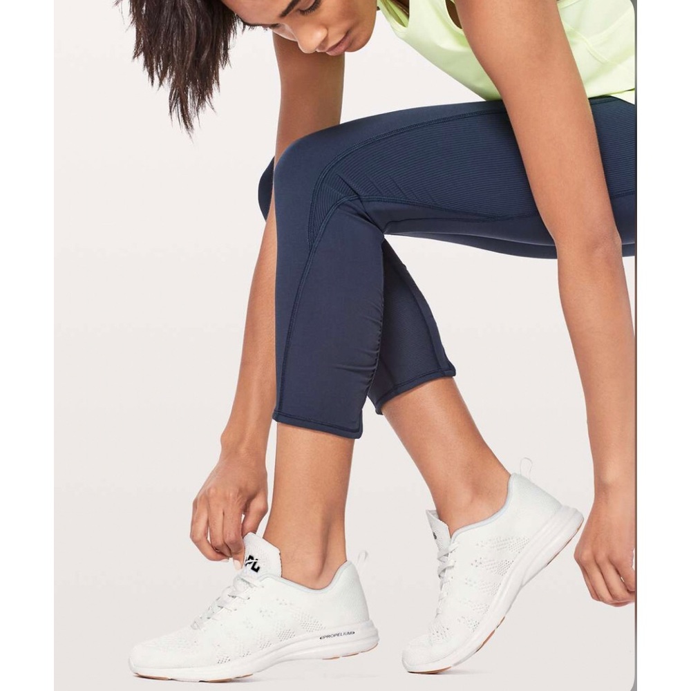 APL Women's TechLoom Pro